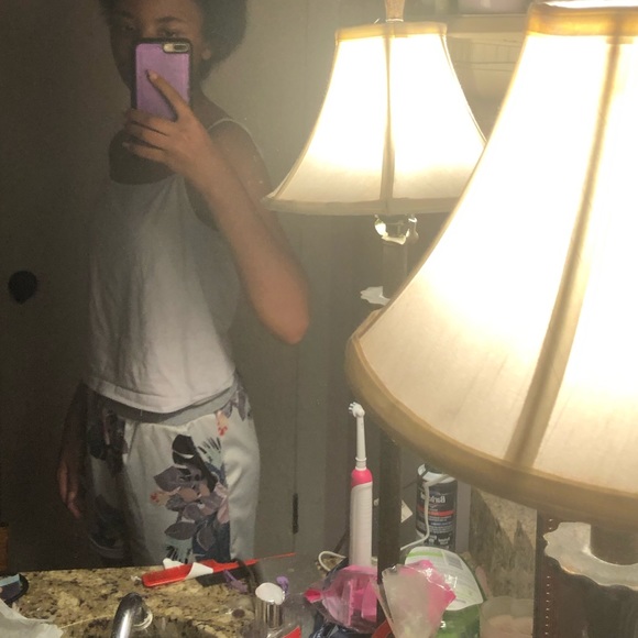 Tanktop Bundle - Picture 4 of 7